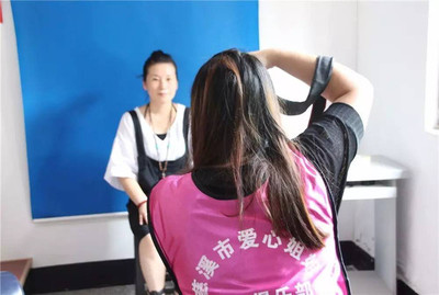 慈溪“红色娘子军” 摄影摄像服务领域的战斗先锋